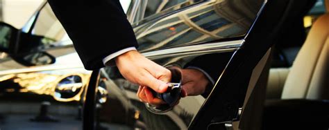 transfervip|Enjoy a luxury car rental with private drivers .